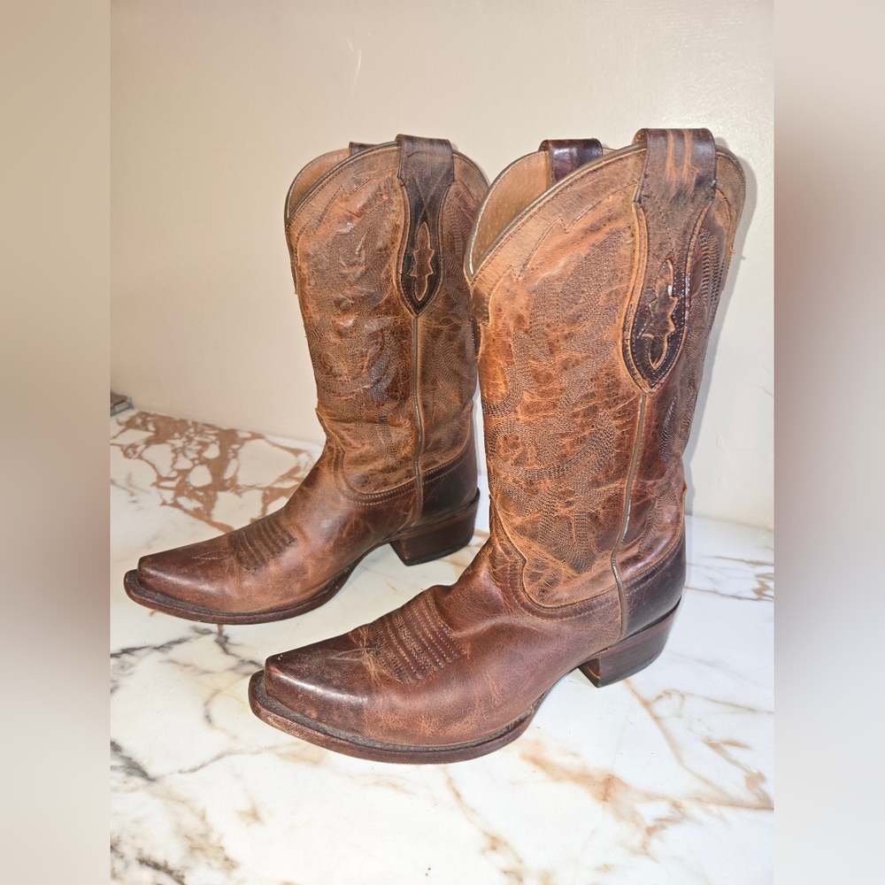 Cody James Mens  Rust Look Leather Boots, Size 9 1/2 D, Asking  $125.00